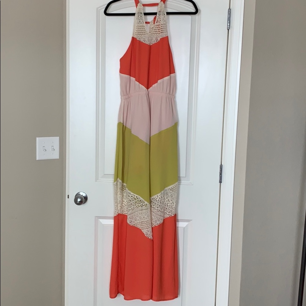 Spring / Summer Maxi Dress! Small